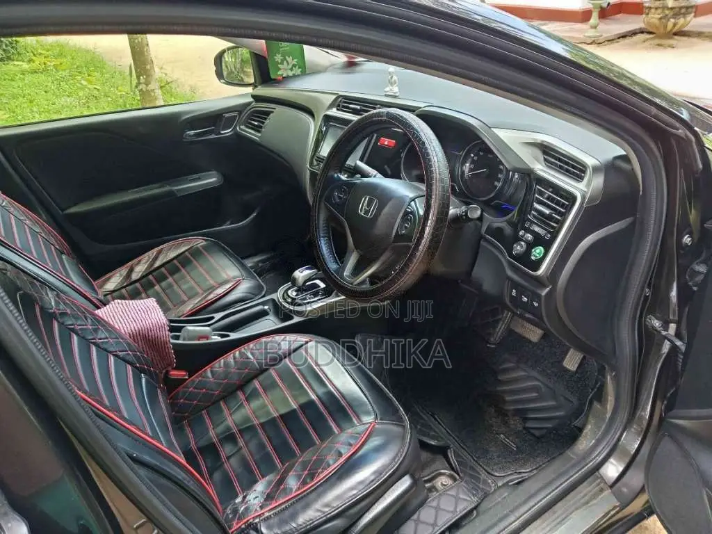 Honda Grace 2015 Car (Used)