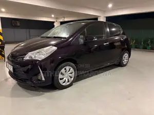 Toyota Vitz 2018 Car (Used)