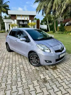 Toyota Vitz Scp 90 2009 Car (Used)