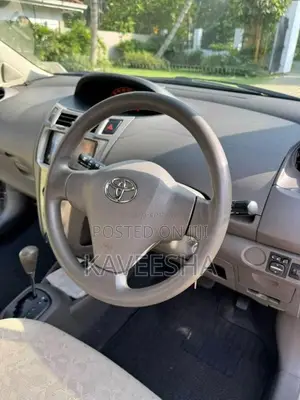 Toyota Vitz Scp 90 2009 Car (Used)