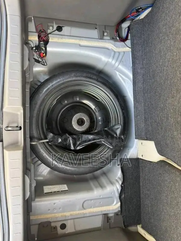 Toyota Vitz Scp 90 2009 Car (Used)