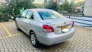 Toyota Yaris 2009 Car (Used)