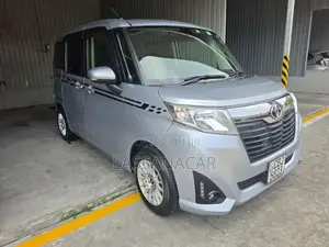 Toyota Roomy Custom G 2018 Car (Used)