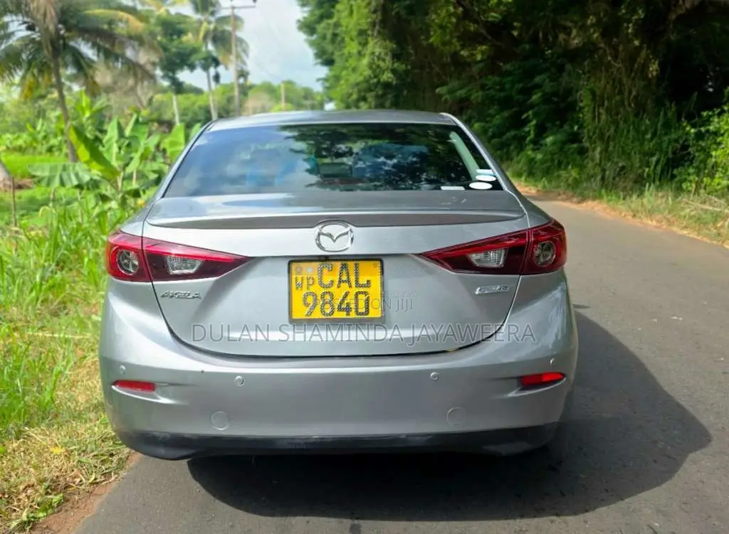 Mazda Axela 2014 Car (Used)