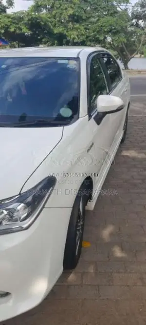 Toyota Axio Wxb 2017 Car (Used)