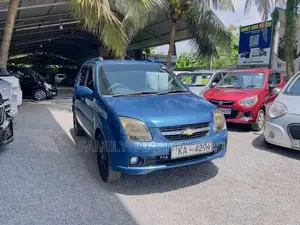Chevrolet Cruze 2004 Car (Used)