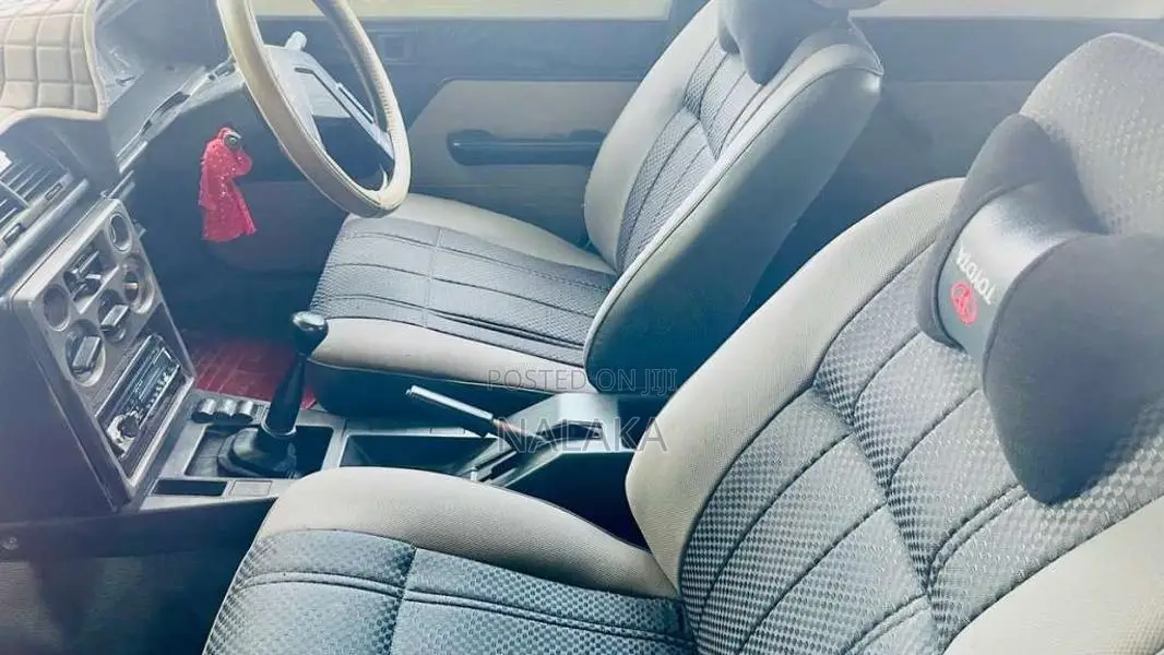 Toyota Carina 1987 Car (Used)