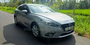Mazda Axela 2014 Car (Used)