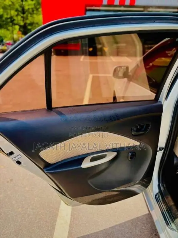 Toyota Belta 2007 Car (Used)