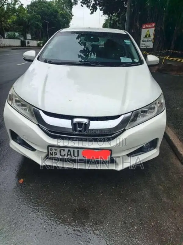 Honda Grace 2015 Car (Used)