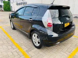 Toyota Aqua 2012 Car (Used)