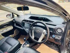 Toyota Aqua 2012 Car (Used)