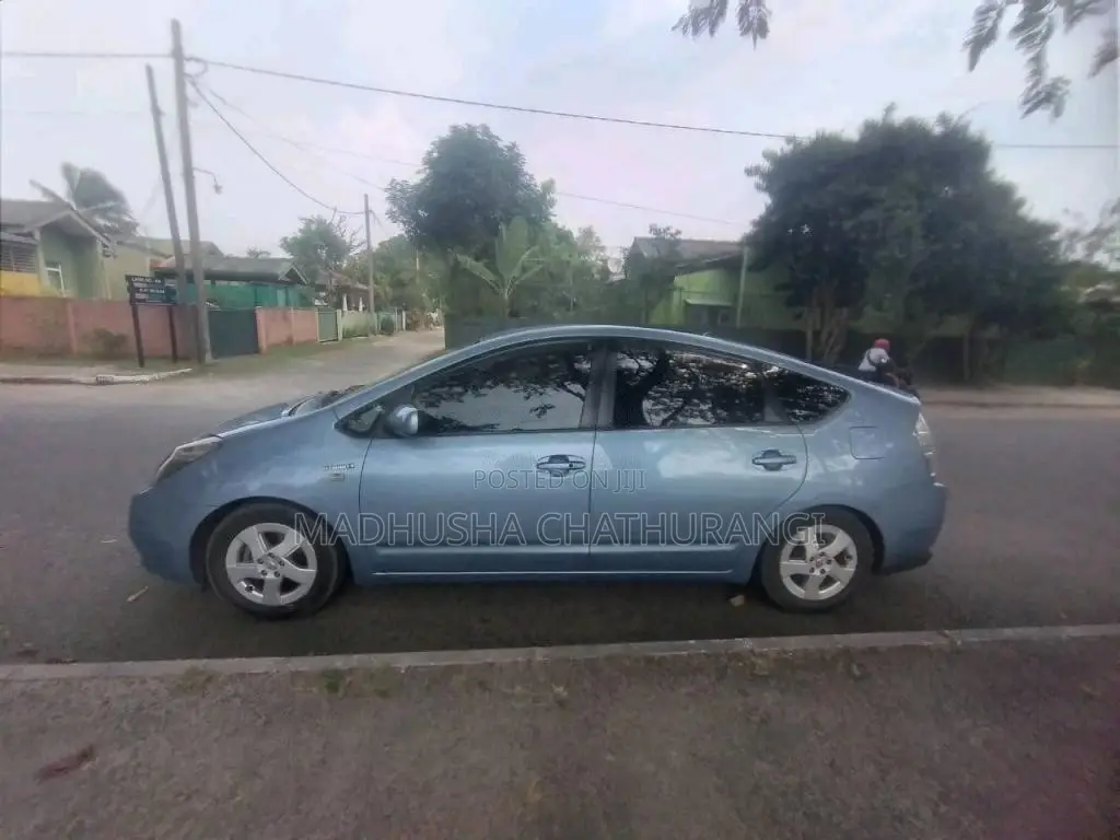 Toyota Prius 2nd Generation 2008 Car (Used)