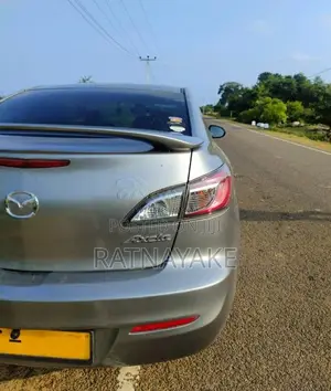 Mazda Axela 2009 Car (Used)