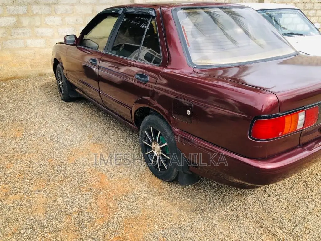 Nissan Sunny 1993 Car (Used)