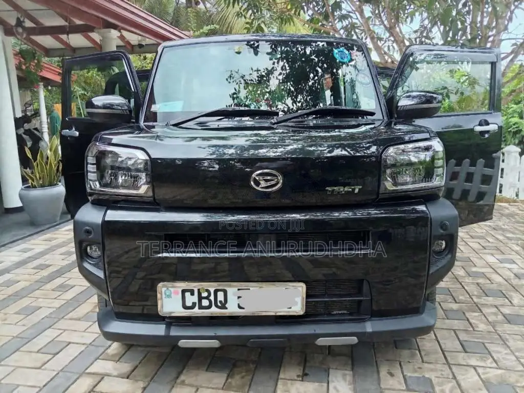 Daihatsu TAFT 2023 Car (Used)