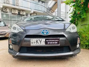 Toyota Aqua 2014 Car (Used)