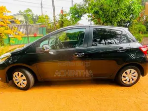 Toyota Vitz 2017 Car (Used)