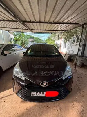 Toyota Vitz 2018 Car (Used)