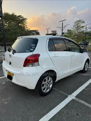 Toyota Vitz 2007 Car (Used)