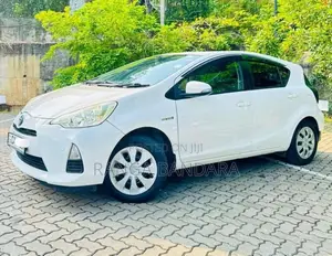 Toyota Aqua 2012 Car (Used)