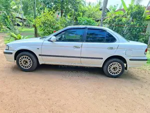Nissan FB15 Ex Saloon 2000 Car (Used)