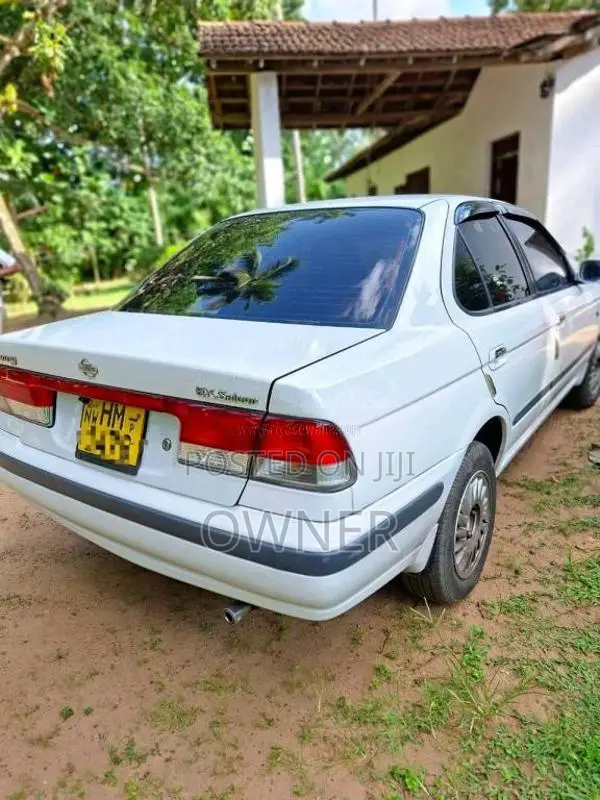 Nissan FB15 Ex Saloon 2000 Car (Used)