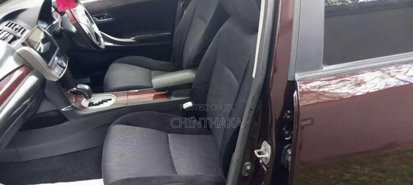 Toyota Allion 260 2010 Car (Used)