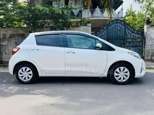 Toyota Vitz 2019 Car (Used)