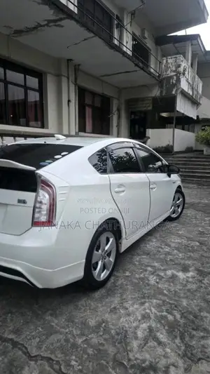 Toyota Prius 2014 Car (Used)