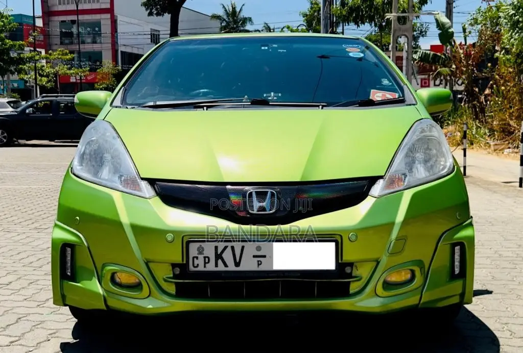 Honda Fit Gp1 Navi Premium 2012 Car (Used)