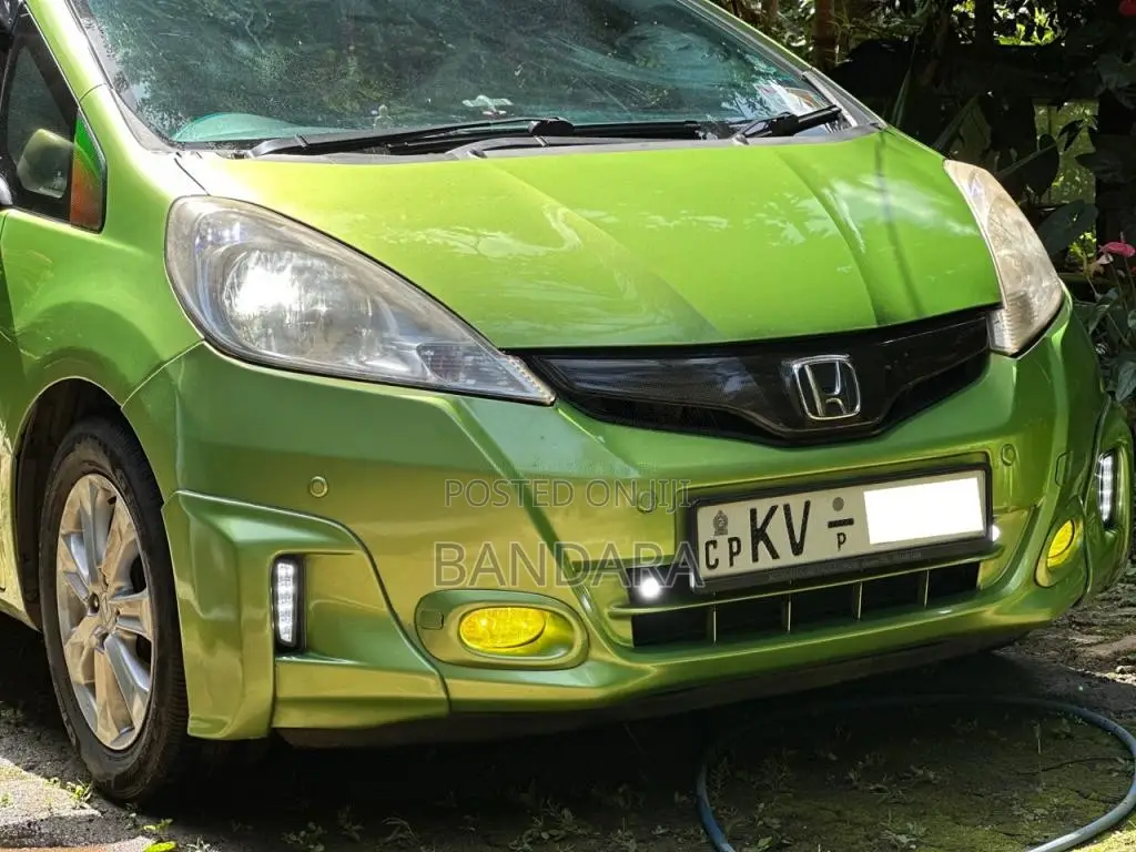 Honda Fit Gp1 Navi Premium 2012 Car (Used)