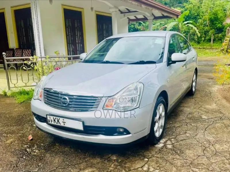 Nissan Bluebird Sylphy G11 2011 Car (Used)