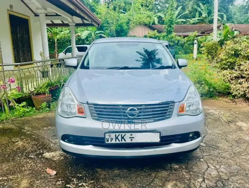 Nissan Bluebird Sylphy G11 2011 Car (Used)