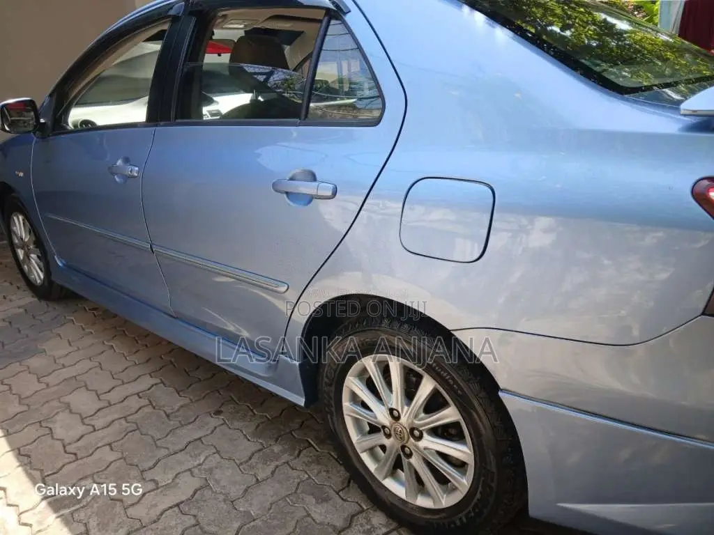 Toyota Vios 2010 Car (Used)
