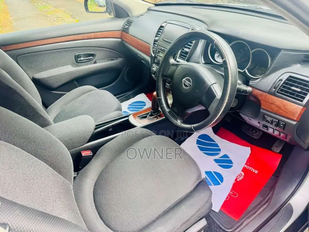 Nissan Bluebird Sylphy G11 2011 Car (Used)