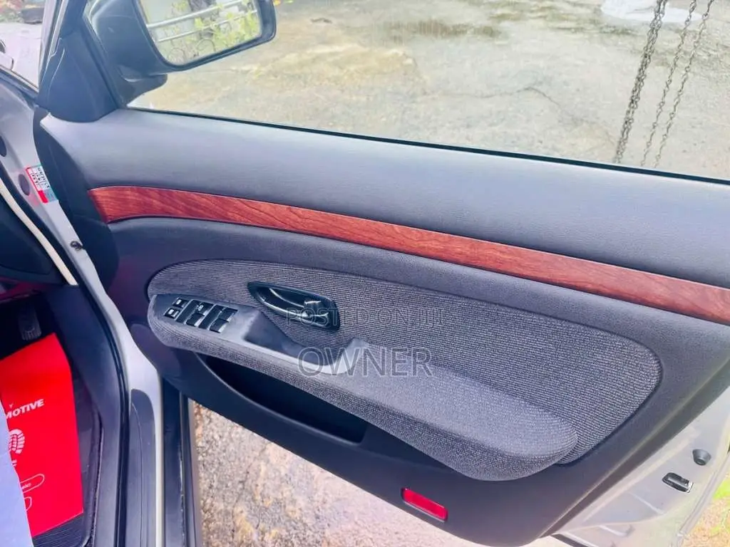 Nissan Bluebird Sylphy G11 2011 Car (Used)