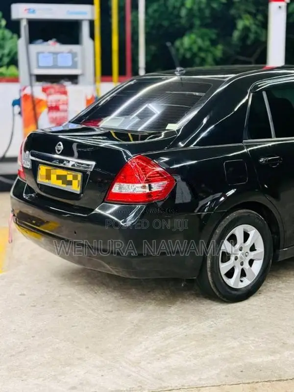 Nissan TIIDA LATIO 2007 Car (Used)