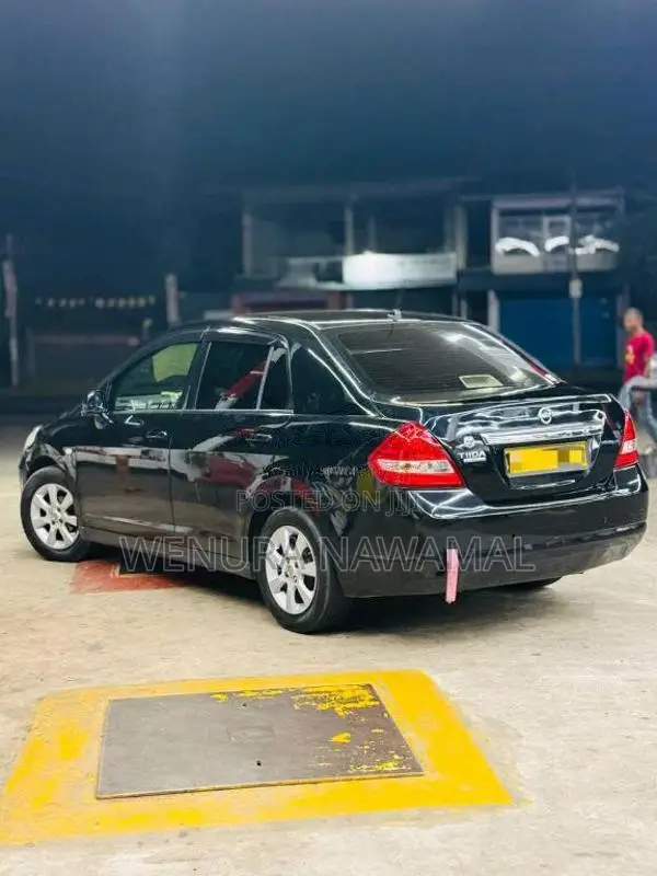 Nissan TIIDA LATIO 2007 Car (Used)
