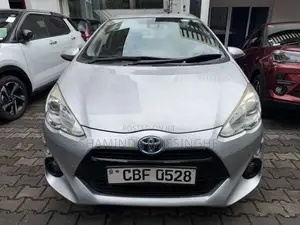 Toyota Aqua Urban Safety 2016 Car (Used)