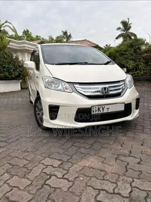 Honda Freed GP3 Navi Premium 2014 Car (Used)