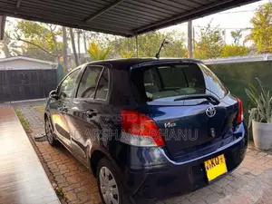 Toyota Vitz 2008 Car (Used)