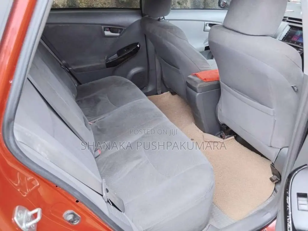 Toyota Prius 2010 Car (Used)
