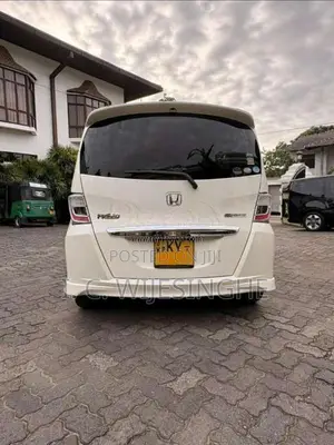 Honda Freed GP3 Navi Premium 2014 Car (Used)