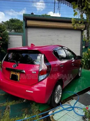 Toyota Aqua 2015 Car (Used)