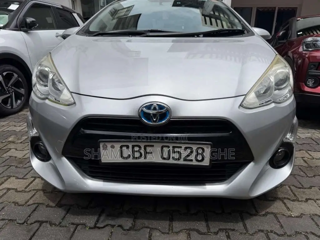 Toyota Aqua Urban Safety 2016 Car (Used)