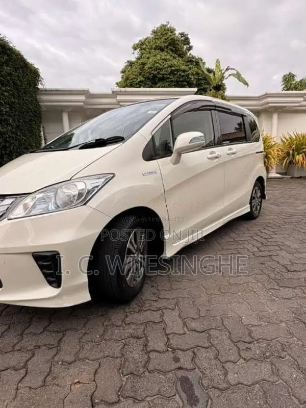 Honda Freed GP3 Navi Premium 2014 Car (Used)