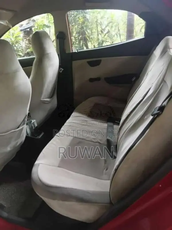 Hyundai Eon Magna 2015 Car (Used)