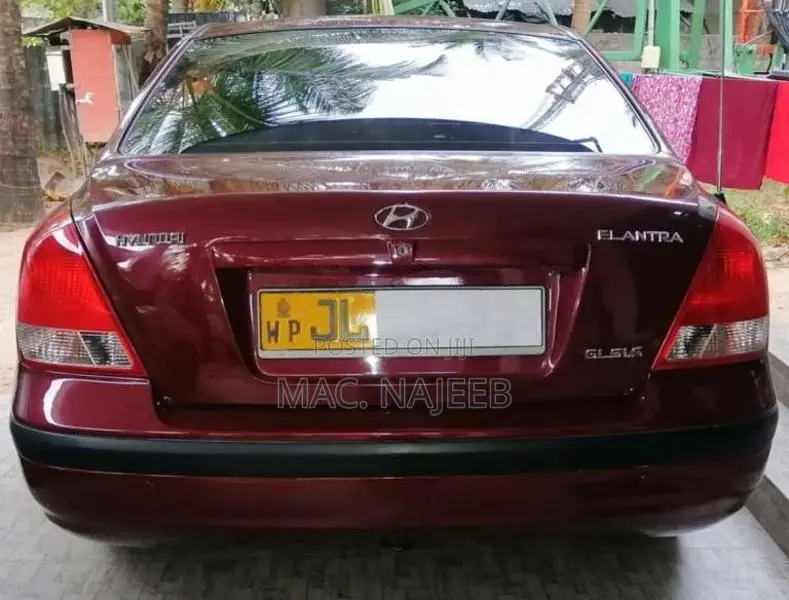 Hyundai ELANTRA 2004 Car (Used)