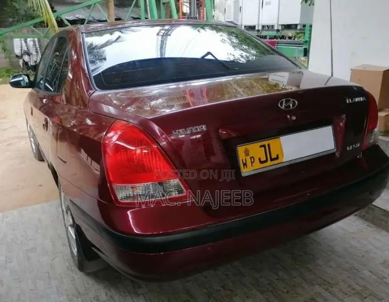 Hyundai ELANTRA 2004 Car (Used)